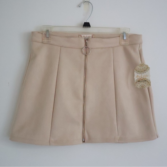NWT Altar'd Stare LOLA Skirt Tapioca Medium (M) Zipper in Front - Picture 10 of 10